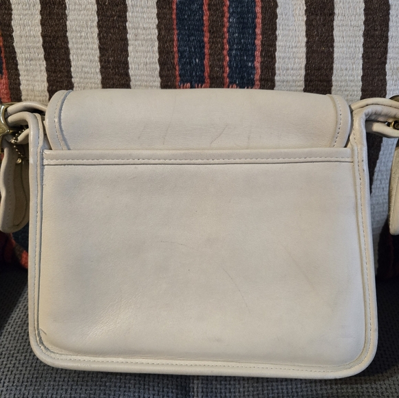 Vintage Coach Legacy Rambler in Sand - Picture 5 of 17